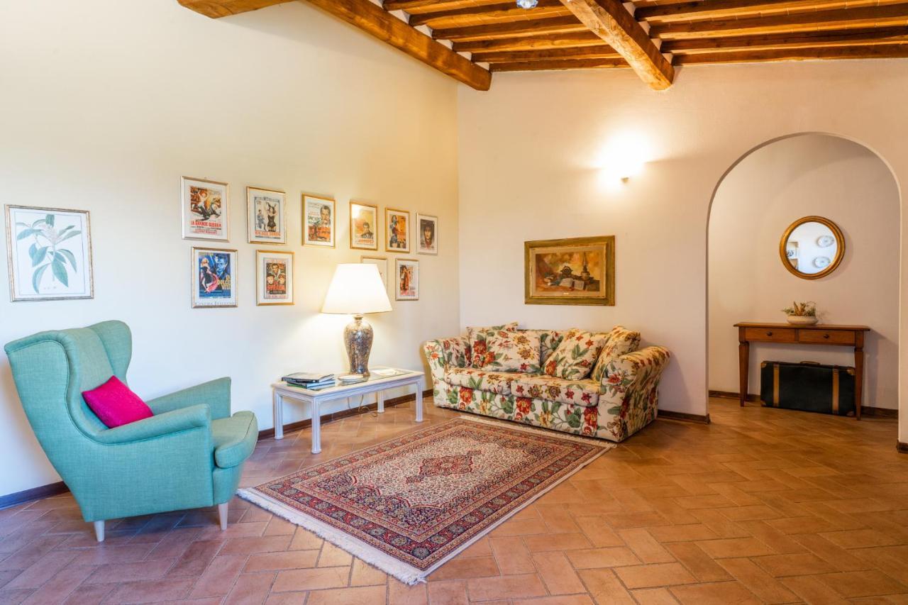 Appartamenti Le Ginestre Lupompesi Exterior foto