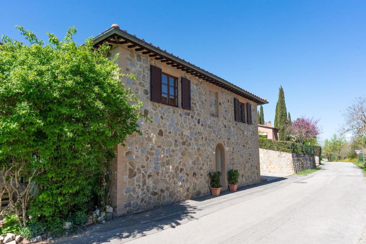 Appartamenti Le Ginestre Lupompesi Exterior foto